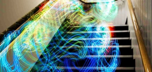 目に見えないWi-Fiの電波を可視化したアートがうっとりするような美しさ