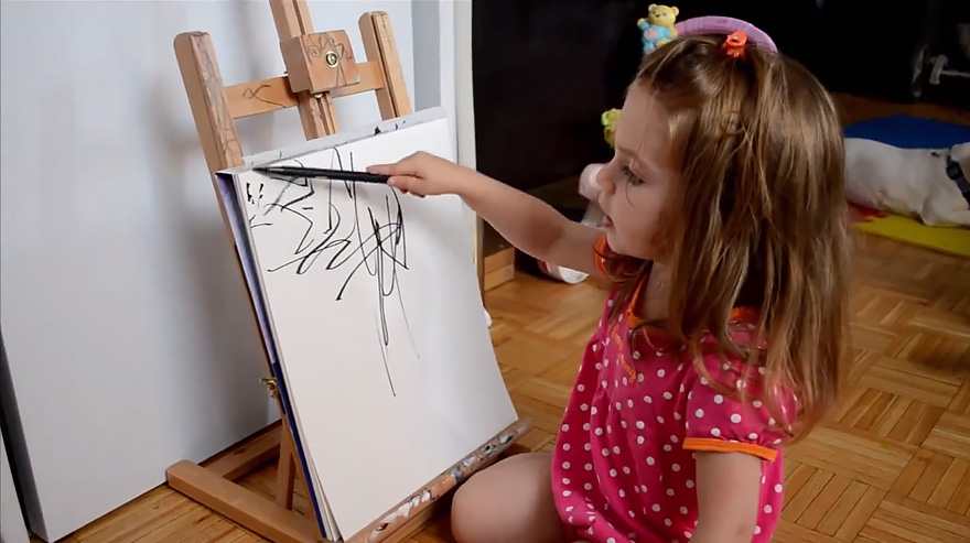 あなたならなにを描く？ ２歳の娘と共同で創るスケッチブックアートに感動